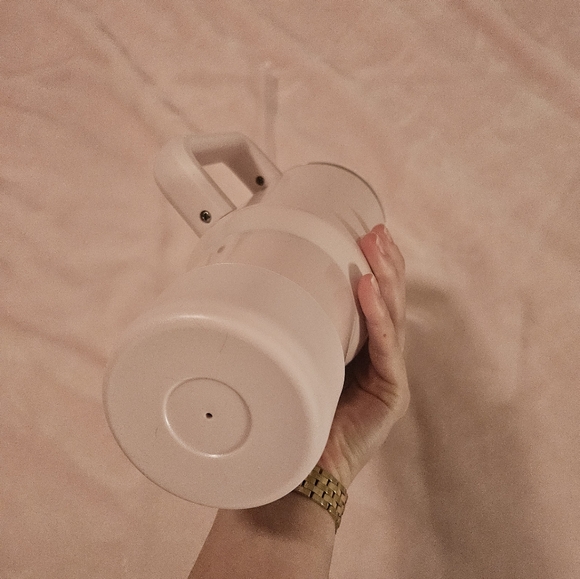 Sprakling BabyPink Stanley With Matching Bottom Cover - Picture 4 of 5